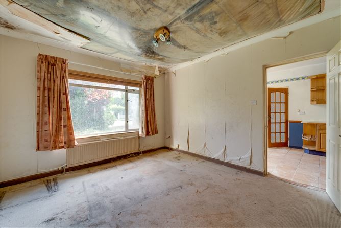 6 Hollywood Park, Goatstown, Dublin 14