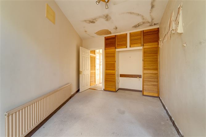 6 Hollywood Park, Goatstown, Dublin 14