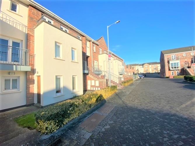 Blasket Square Waterville, Blanchardstown, Dublin 15