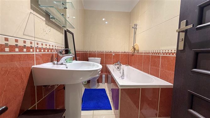 Photo 13 of 24 — 38 Woodleigh Way, Blessington, Wicklow