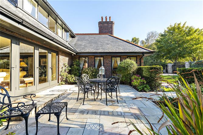 Woodberry, The Birches, Torquay Road, Foxrock, Dublin 18