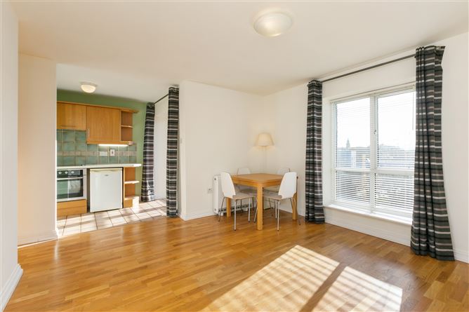 64 Phoenix, Riverpark Apartments,Conyngham Road, Islandbridge, Dublin 8