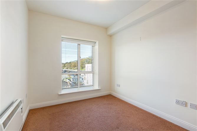 64 Phoenix, Riverpark Apartments,Conyngham Road, Islandbridge, Dublin 8