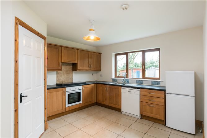 5 Cluain Caislean, Ferns, Co. Wexford