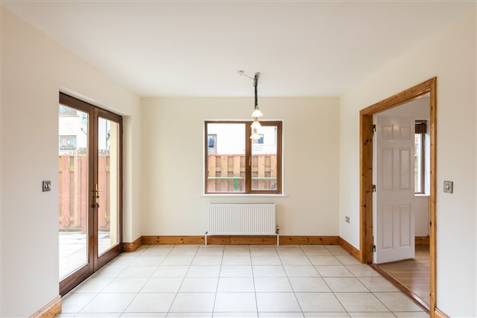 5 Cluain Caislean, Ferns, Co. Wexford