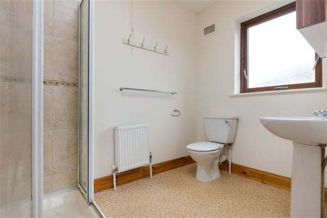 5 Cluain Caislean, Ferns, Co. Wexford