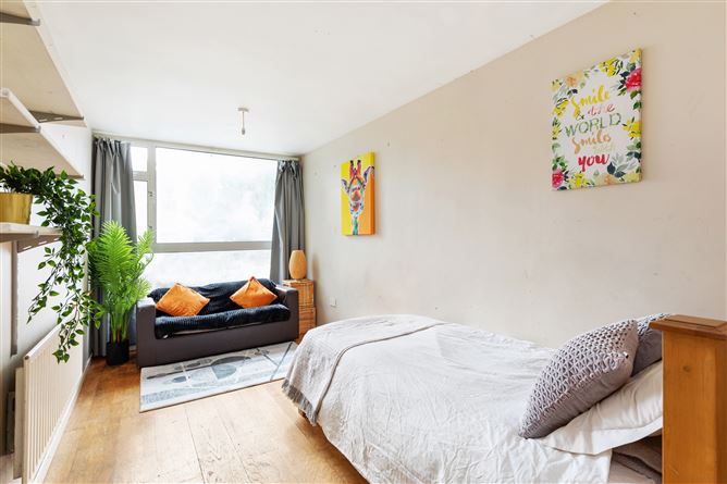7, Brookdale, Old Bawn, Tallaght, Dublin 24