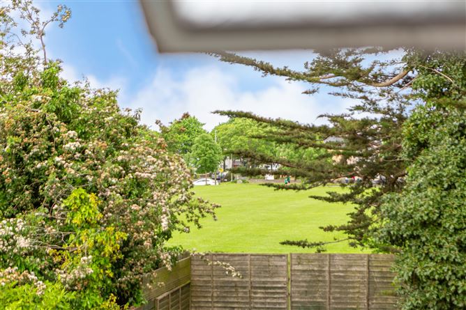 7, Brookdale, Old Bawn, Tallaght, Dublin 24