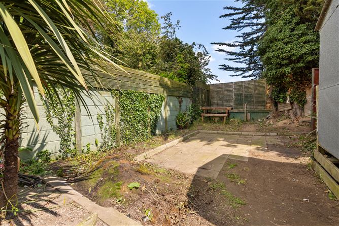 7, Brookdale, Old Bawn, Tallaght, Dublin 24