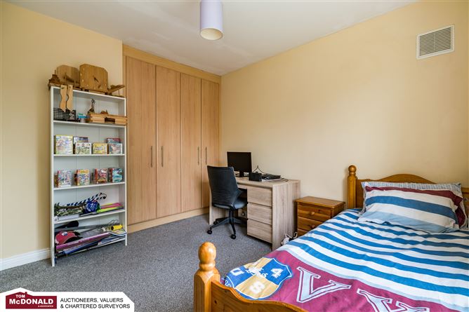 24 Whitefields, Portarlington, Laois