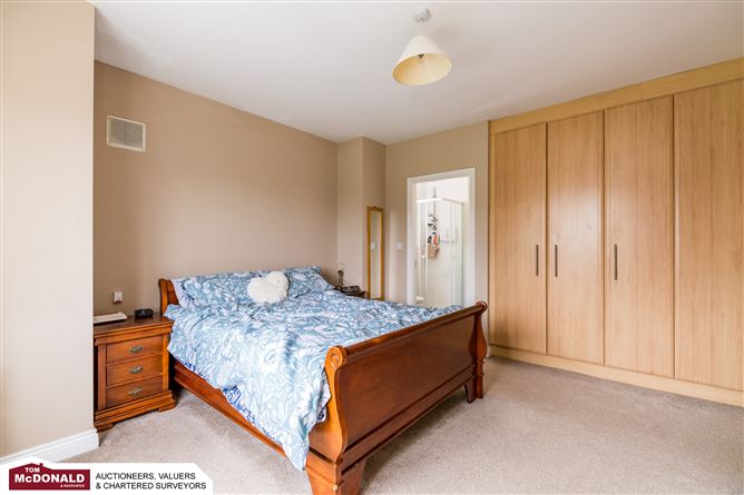 24 Whitefields, Portarlington, Laois