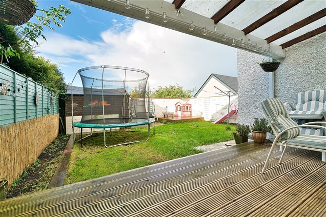 8 Maple Grove, Rathcoole, Dublin