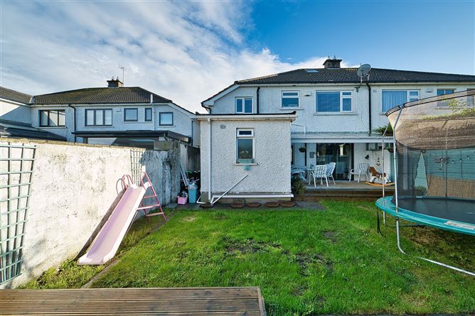 8 Maple Grove, Rathcoole, Dublin