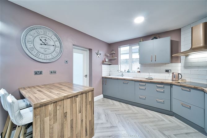 8 Maple Grove, Rathcoole, Dublin