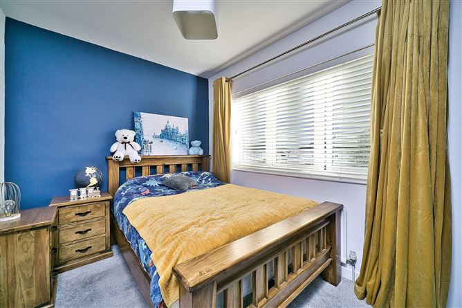 8 Maple Grove, Rathcoole, Dublin