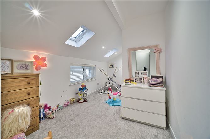 8 Maple Grove, Rathcoole, Dublin
