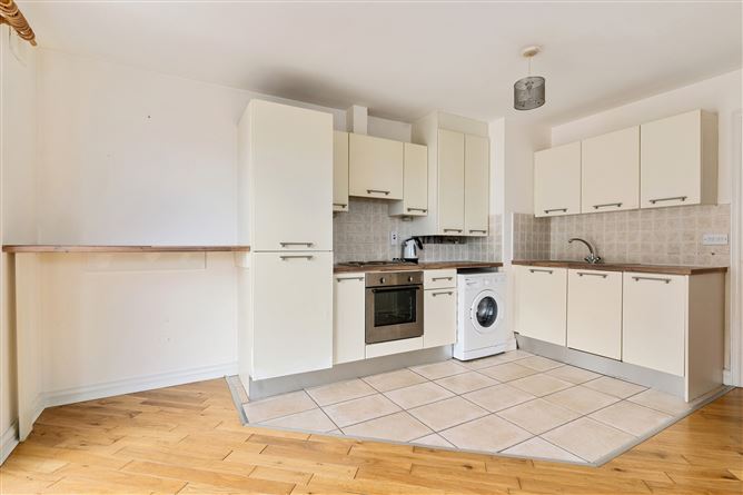 6 Eaton Green, Rathcoole, County Dublin