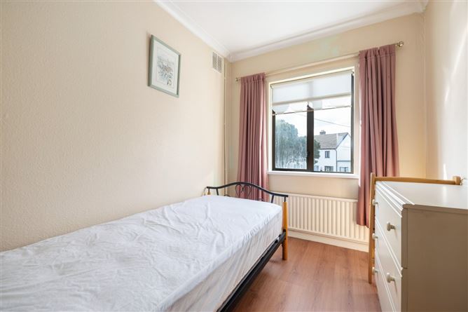 98 St James's Road, Greenhills, Dublin 12