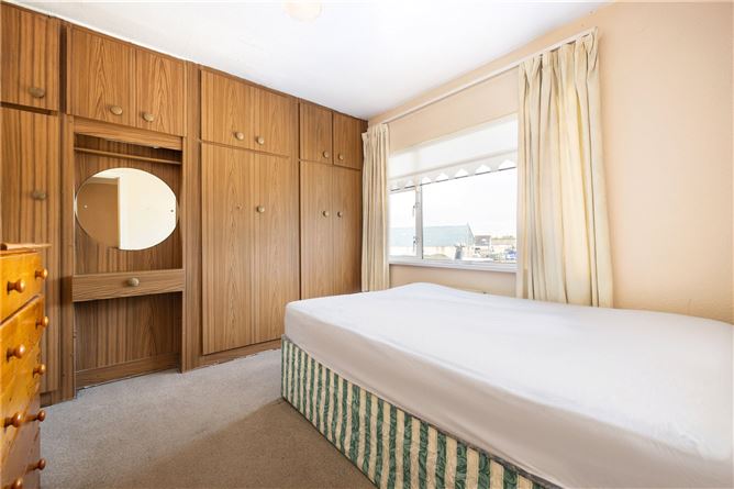 98 St James's Road, Greenhills, Dublin 12