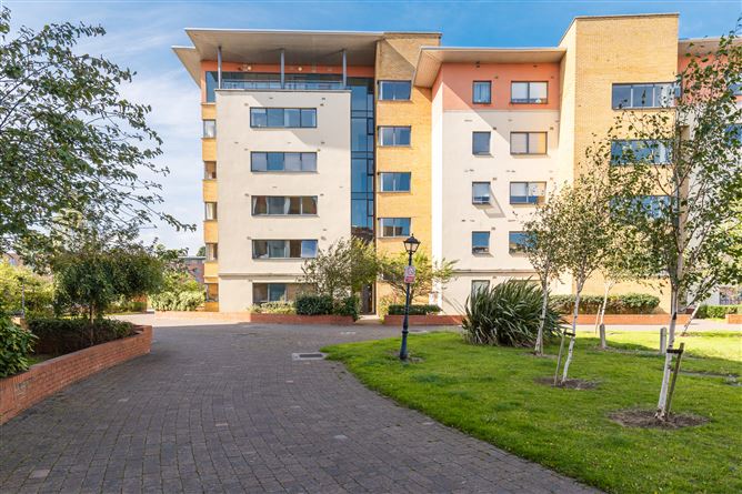 Apartment 164 The Oval, Tullyvale, Cherrywood, Dublin 18