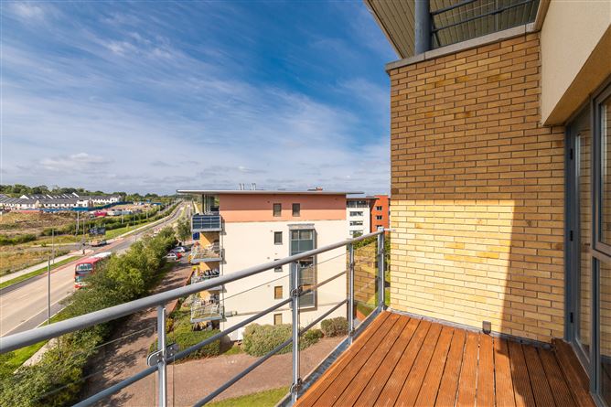 Apartment 164 The Oval, Tullyvale, Cherrywood, Dublin 18