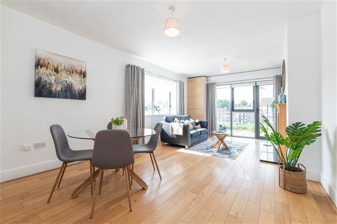 Apartment 164 The Oval, Tullyvale, Cherrywood, Dublin 18