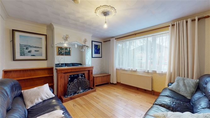 90 Maryfield Crescent, Artane, Dublin 5