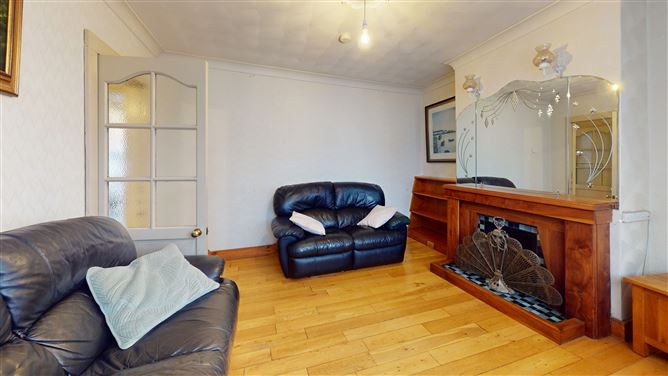 90 Maryfield Crescent, Artane, Dublin 5
