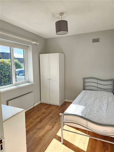 Photo 13 of 16 — 32 carriganarra estate, Ballincollig, Cork