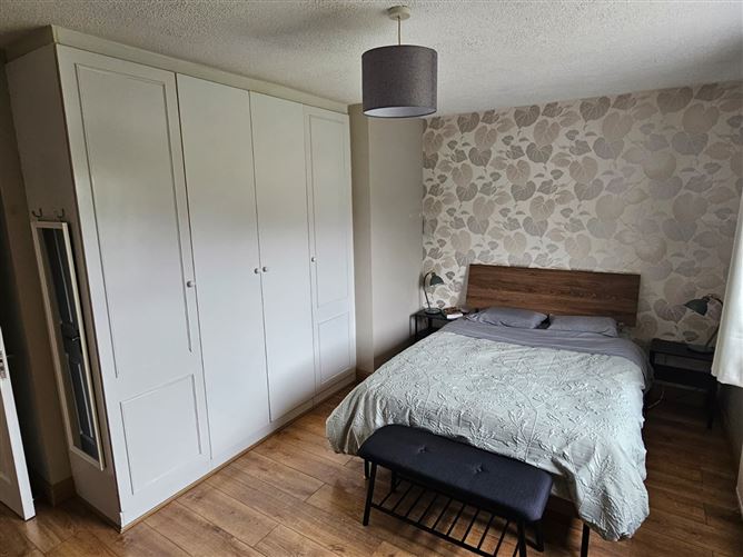 Photo 11 of 16 — 32 carriganarra estate, Ballincollig, Cork