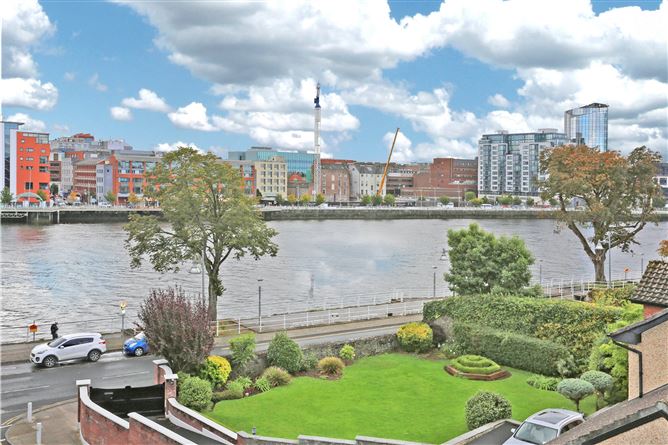 14 Strand Court, O'Callaghan Strand, Limerick