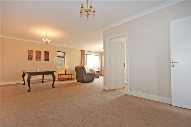 14 Strand Court, O'Callaghan Strand, Limerick