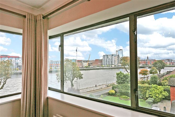 14 Strand Court, O'Callaghan Strand, Limerick