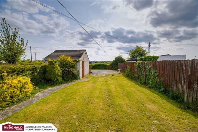 48 Saint Brochan's Park, Bracknagh, Offaly