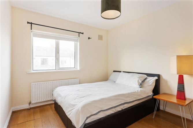 69 Merrion Strand, Sandymount, Dublin 4