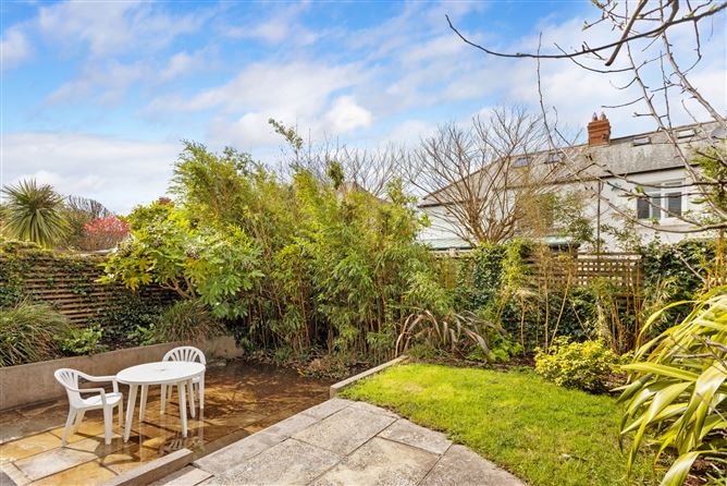 69 Merrion Strand, Sandymount, Dublin 4