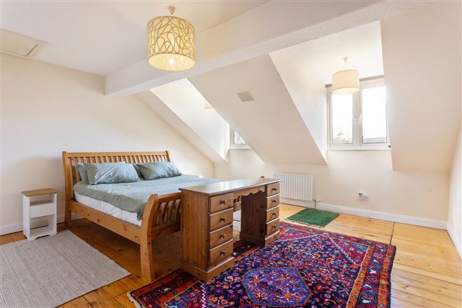 69 Merrion Strand, Sandymount, Dublin 4