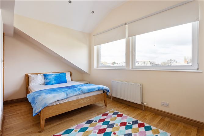 69 Merrion Strand, Sandymount, Dublin 4
