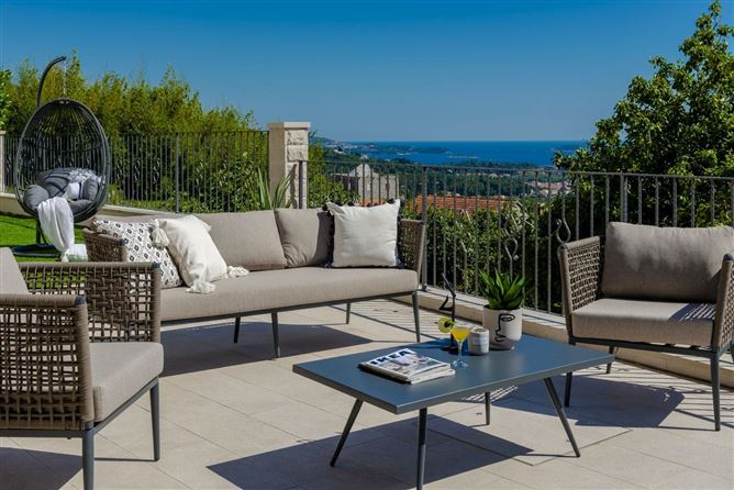 Contemporary Escape, Vacation Rental in Dalmatia - Dubrovnik, Croatia, Martinovici, Dalmatia - Dubrovnik