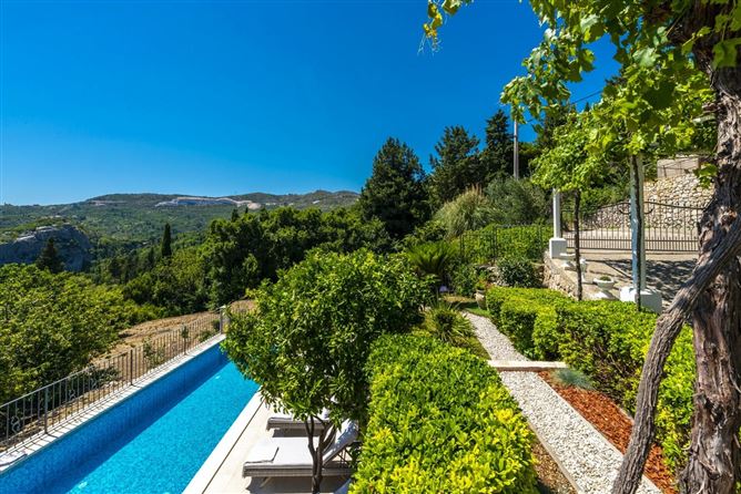 Contemporary Escape, Vacation Rental in Dalmatia - Dubrovnik, Croatia, Martinovici, Dalmatia - Dubrovnik