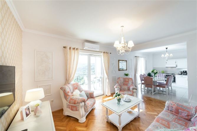 Contemporary Escape, Vacation Rental in Dalmatia - Dubrovnik, Croatia, Martinovici, Dalmatia - Dubrovnik
