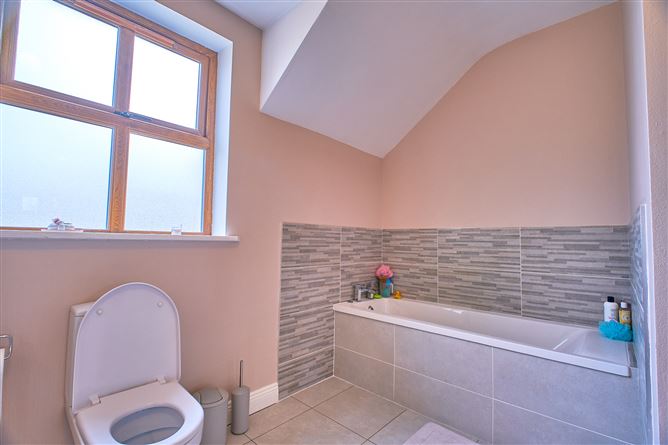 4 Radharc Na Coille, Cullyfad, Longford, Longford