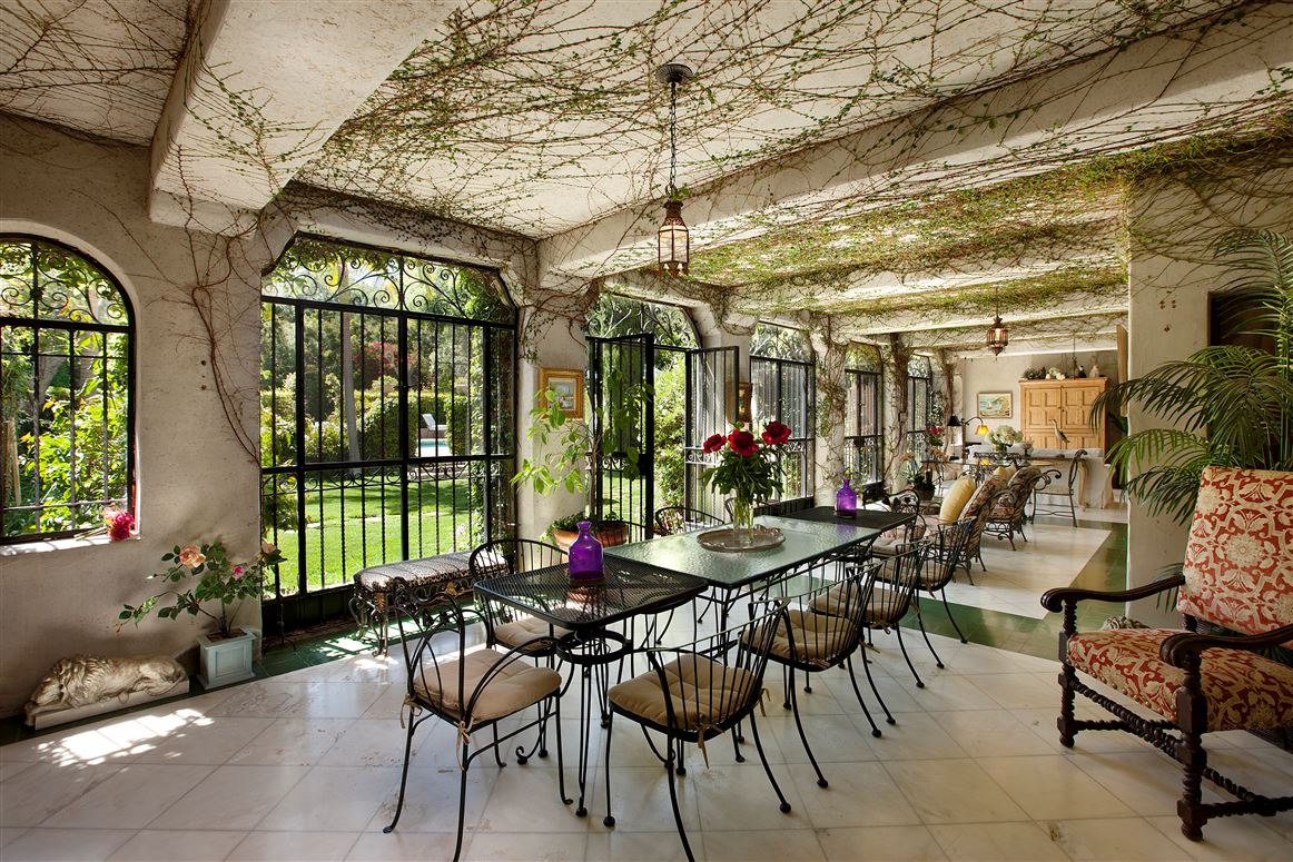 Montecito Oasis,Montecito, California, USA