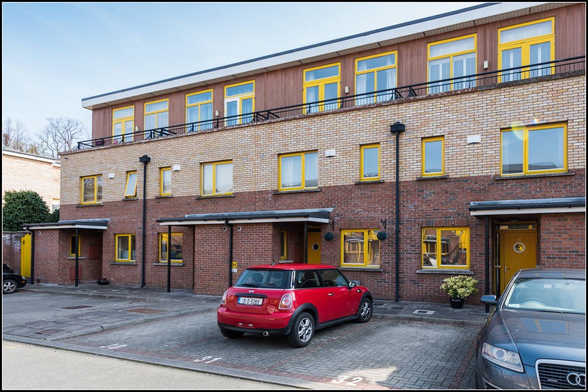 30 All Hallows Square, Drumcondra, Dublin 9