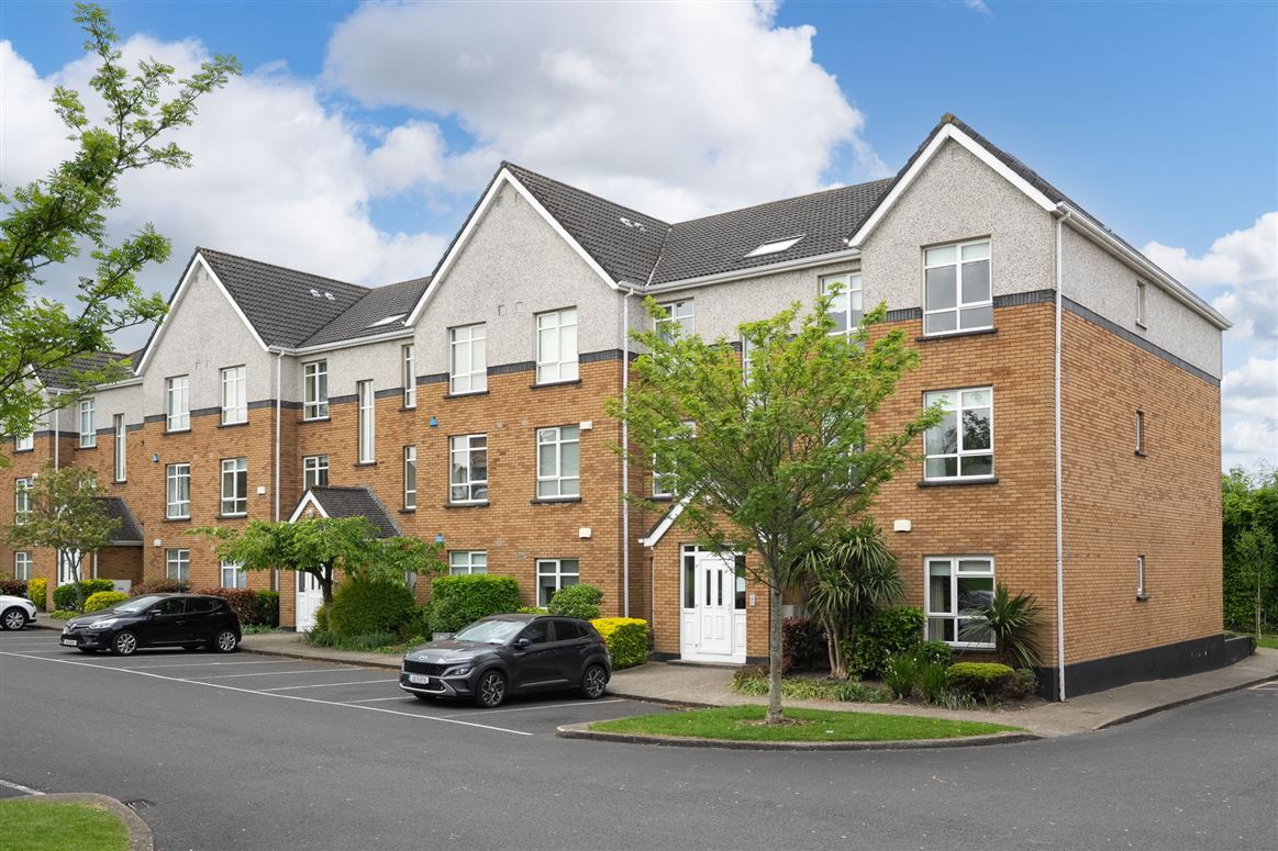 65 Parklands Court, Ballycullen, Dublin 24
