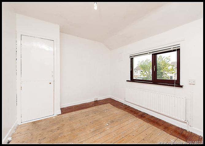 Photo 6 of 12 — 31 LORCAN AVENUE, Santry, Dublin 9