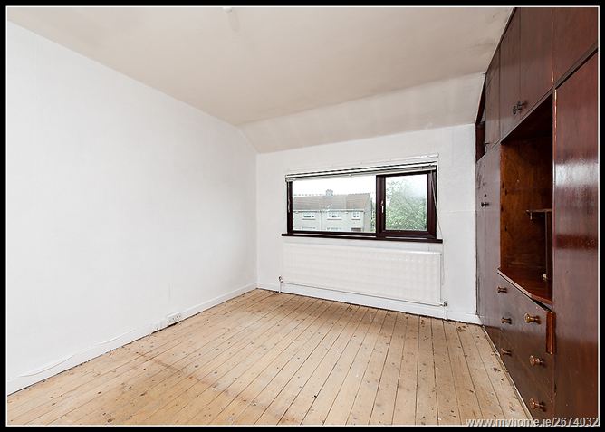 Photo 5 of 12 — 31 LORCAN AVENUE, Santry, Dublin 9