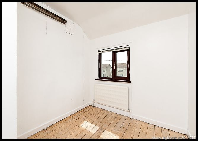 Photo 7 of 12 — 31 LORCAN AVENUE, Santry, Dublin 9