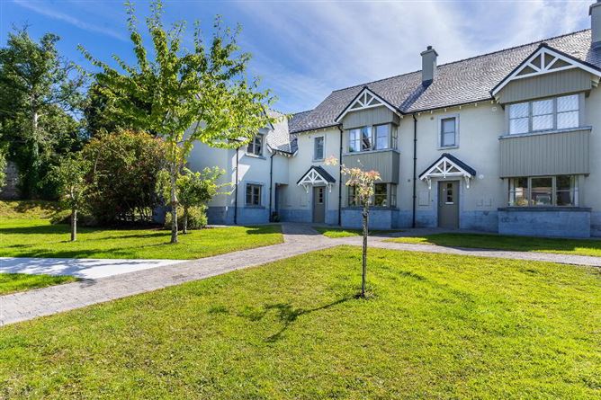 4 O'Carolan's Court, Kilronan, Ballyfarnon, Boyle, Co. Roscommon