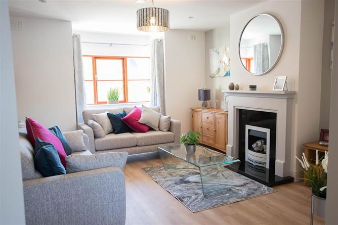 4 O'Carolan's Court, Kilronan, Ballyfarnon, Boyle, Roscommon